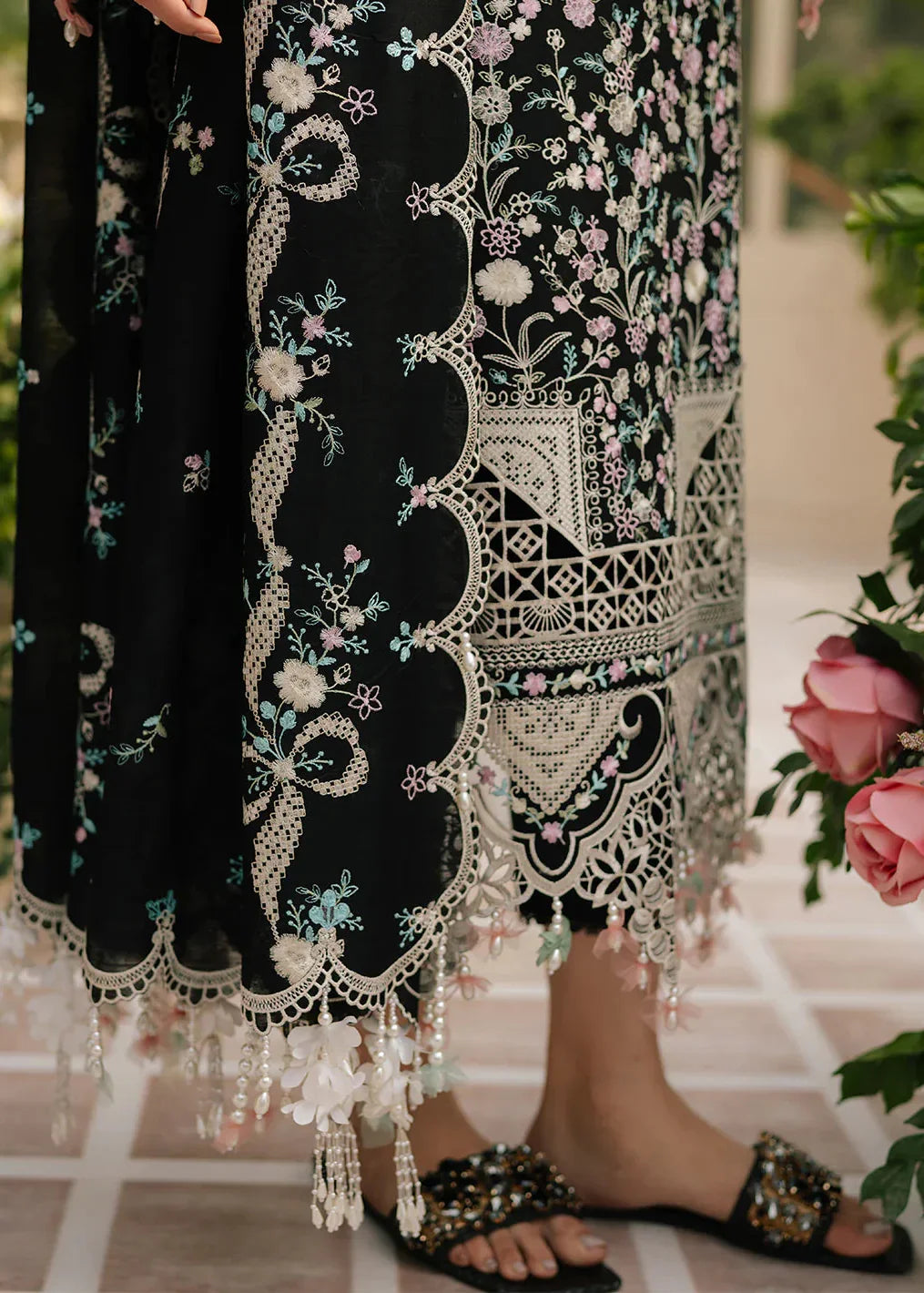 Grace W1100 - Embroidered 3pc Marina Dress With Embroidered Chiffon Dupatta.
