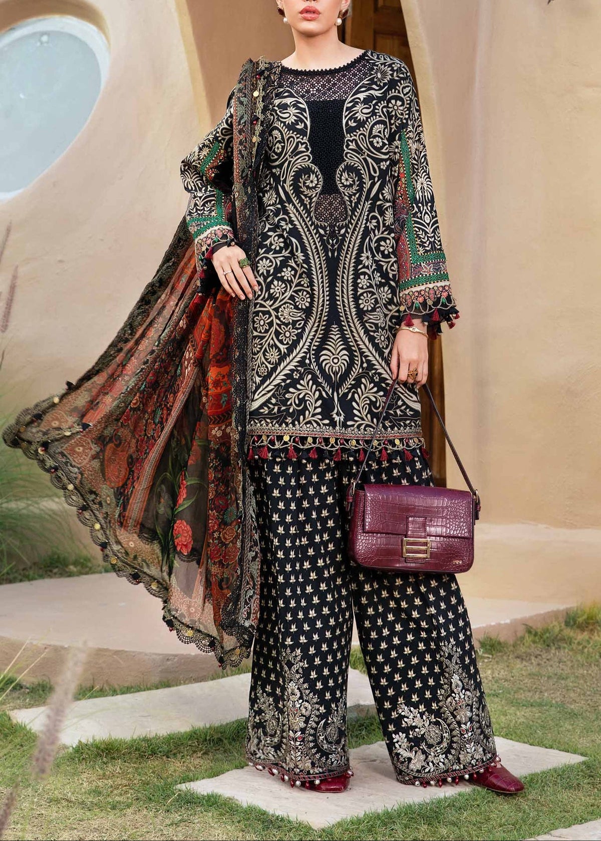 Grace S1167-Printed & Embroidered 3pc Lawn dress with Printed Chiffon Dupatta.