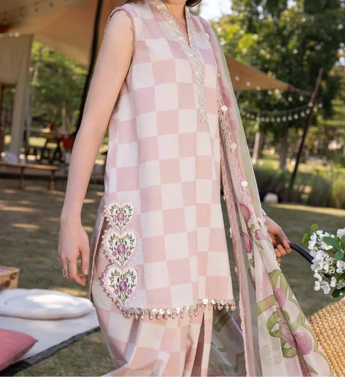 Grace S1351 - Printed & Embroidered 3pc Lawn Dress With Embroidered  Sequence Chiffon Dupatta.
