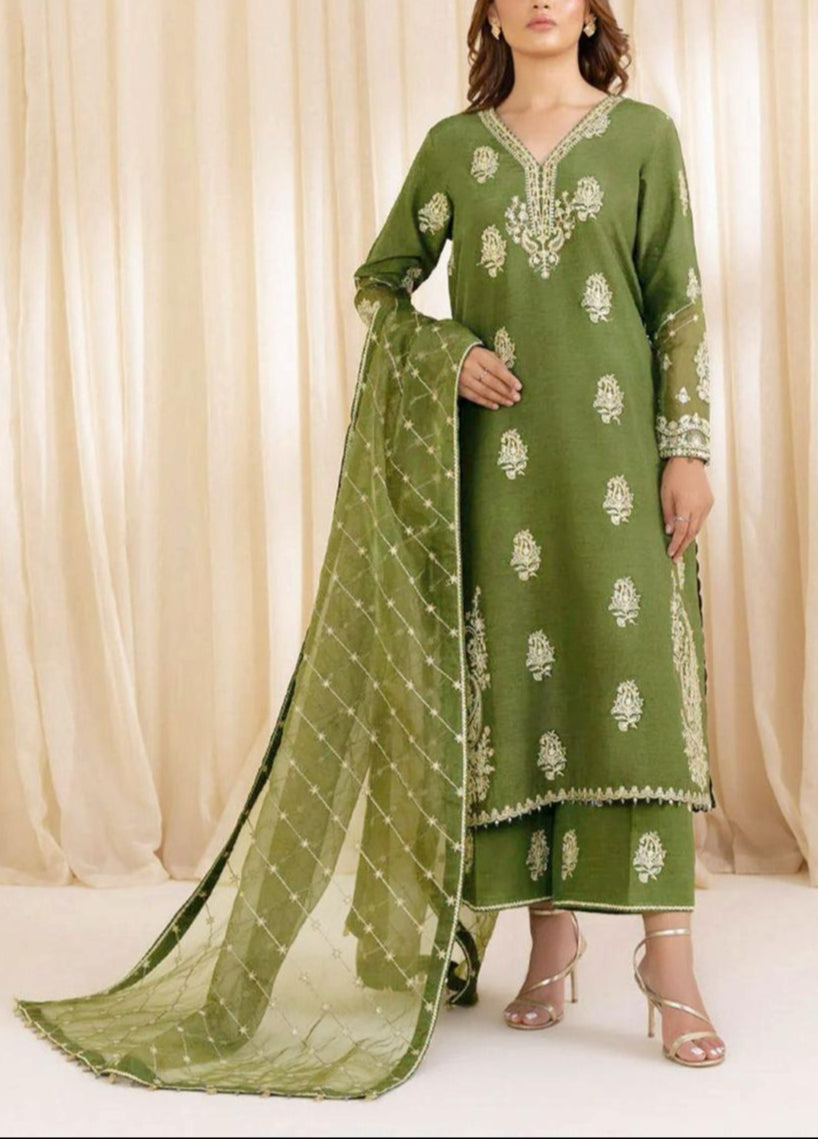 Grace S955-Embroidered Sequence 3PC Lawn Dress With Embroidered Chiffon Dupatta.