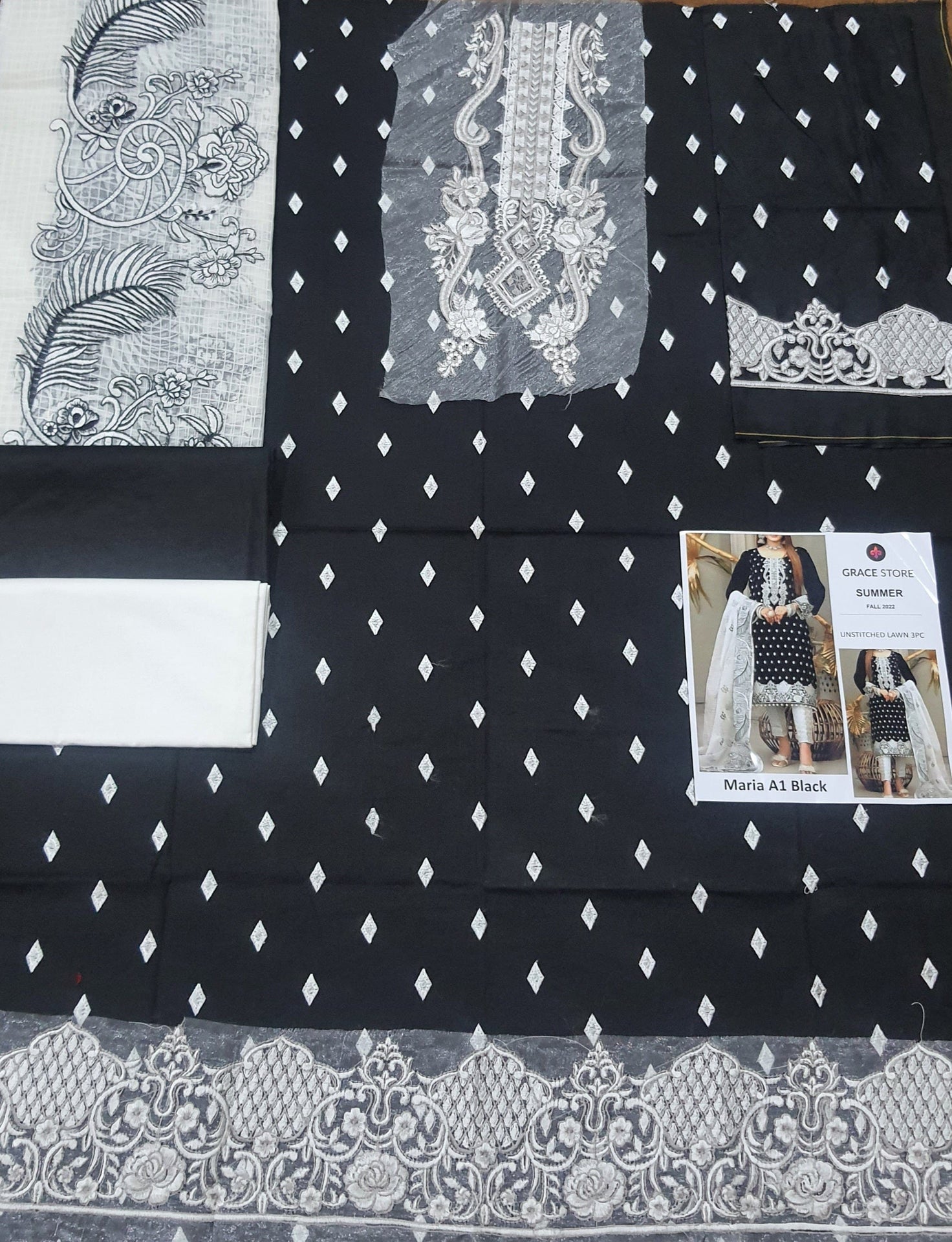 Grace S267-Embroidered 3pc lawn dress with embroidered Organza dupatta.