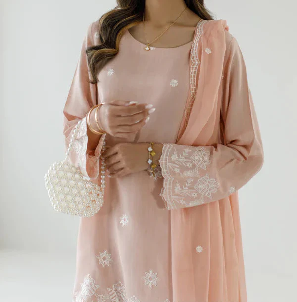 Grace Z-(S1486) - Stitched Embroidered 3pc Lawn Dress With Embroidered Chiffon Dupatta.