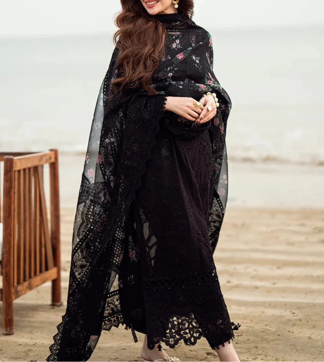 Grace S1237-Embroidered 3pc CHIKANKARI Lawn Dress With Printed Munar Dupatta.