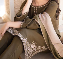 Grace S1280-Embroidered 2pc Lawn Dress