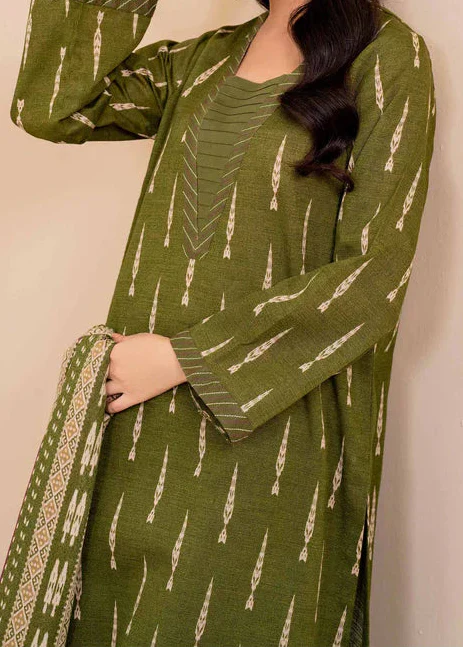Grace Z-(W815 ) - Stitched Digital Printed 3pc Karandi Dress With Digital Printed Karandi Shawl.