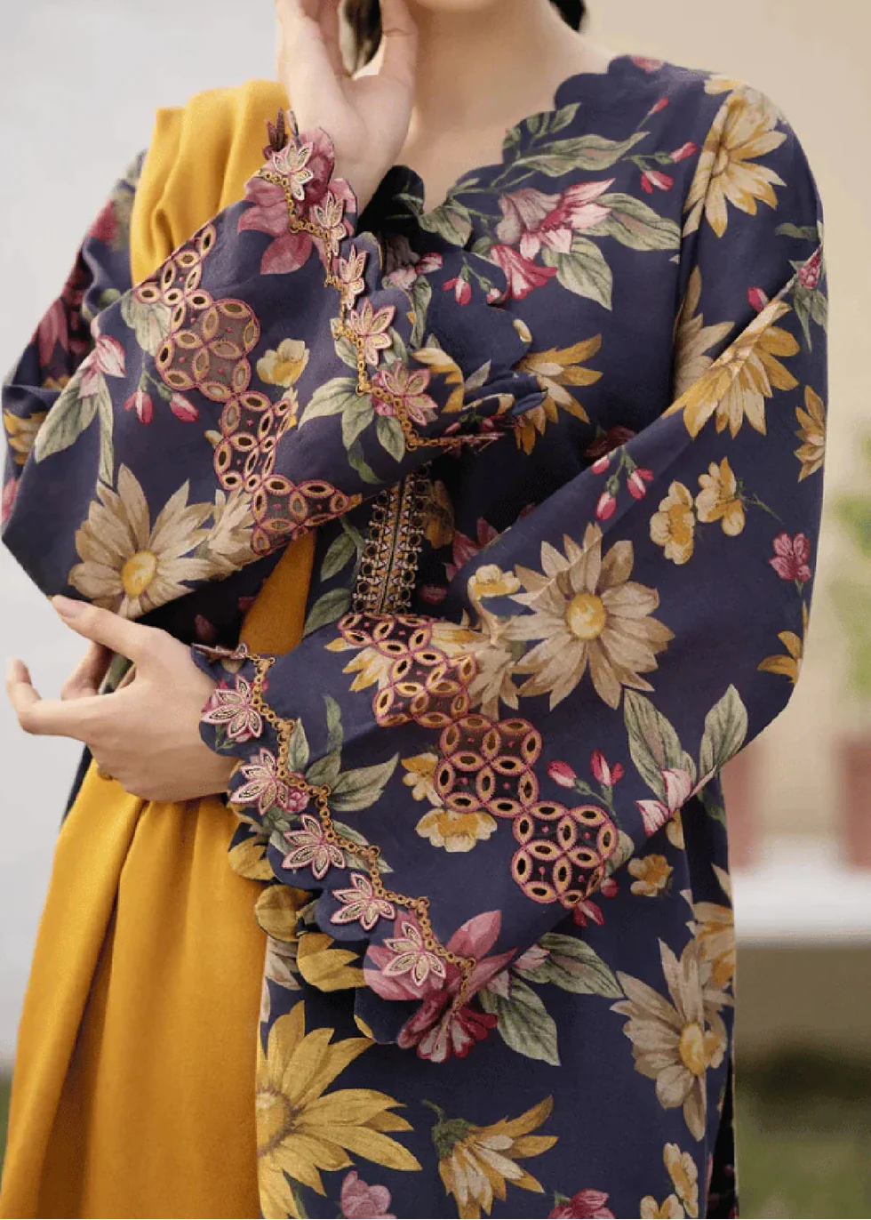 Grace W841 - Digital Printed 3pc Karandi Dress With Digital Printed Karandi Shawl.