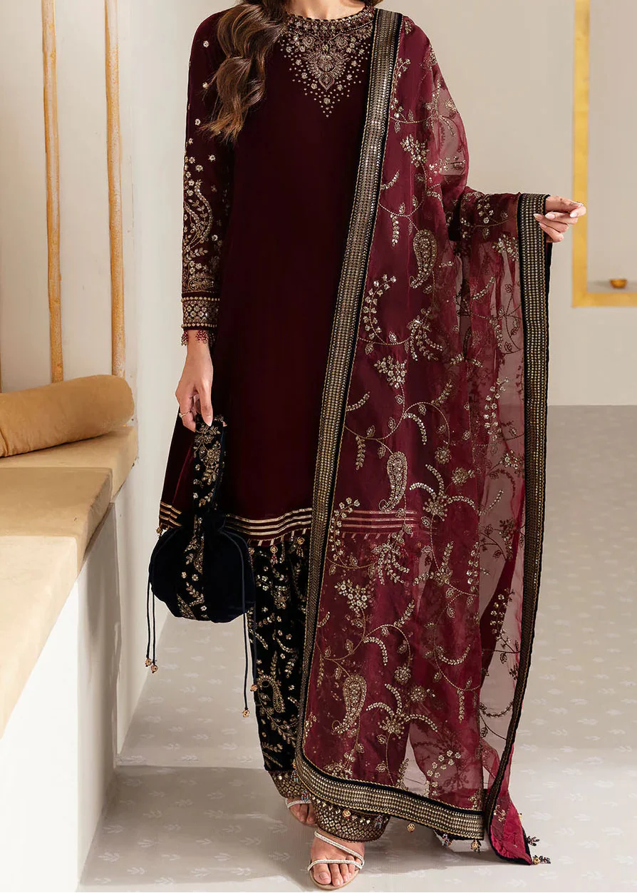 Grace W999-Embroidered Sequence 3pc Velvet Dress With Embroidered Sequence Chiffon Dupatta.