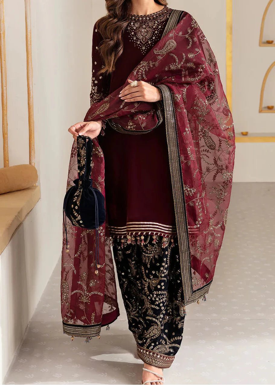 Grace W999-Embroidered Sequence 3pc Velvet Dress With Embroidered Sequence Chiffon Dupatta.
