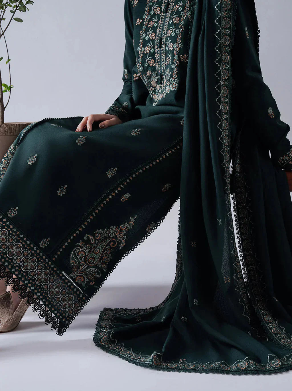 Grace S1437-Embroidered 3pc Lawn Dress With Embroidered Lawn Dupatta.