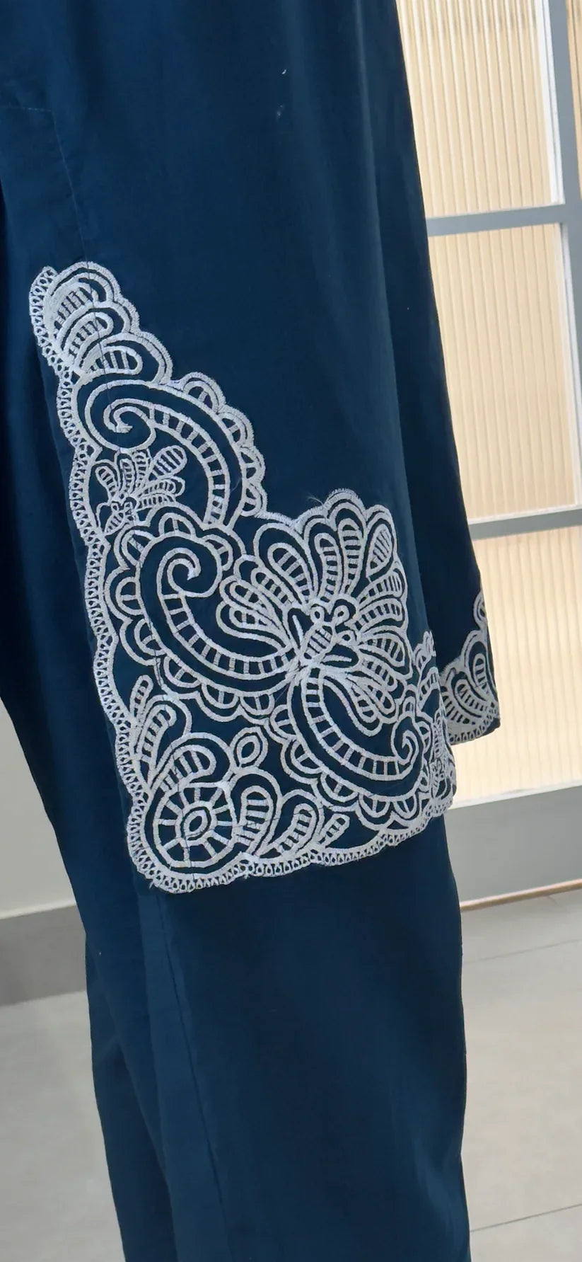 Grace S1259-Embroidered 2pc Lawn Dress.