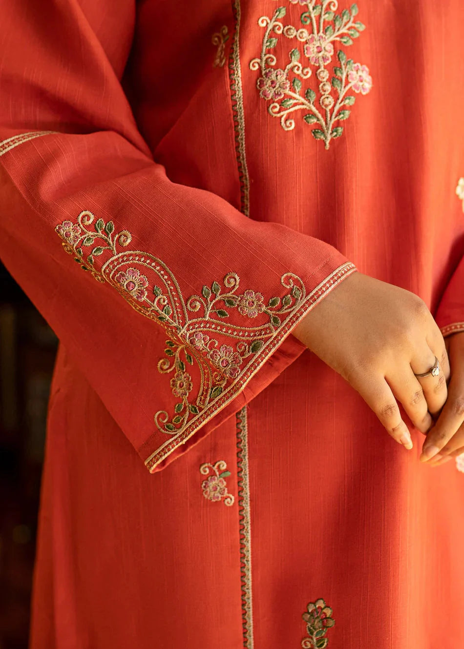 Grace S1312-Embroidered 2pc Lawn Dress.