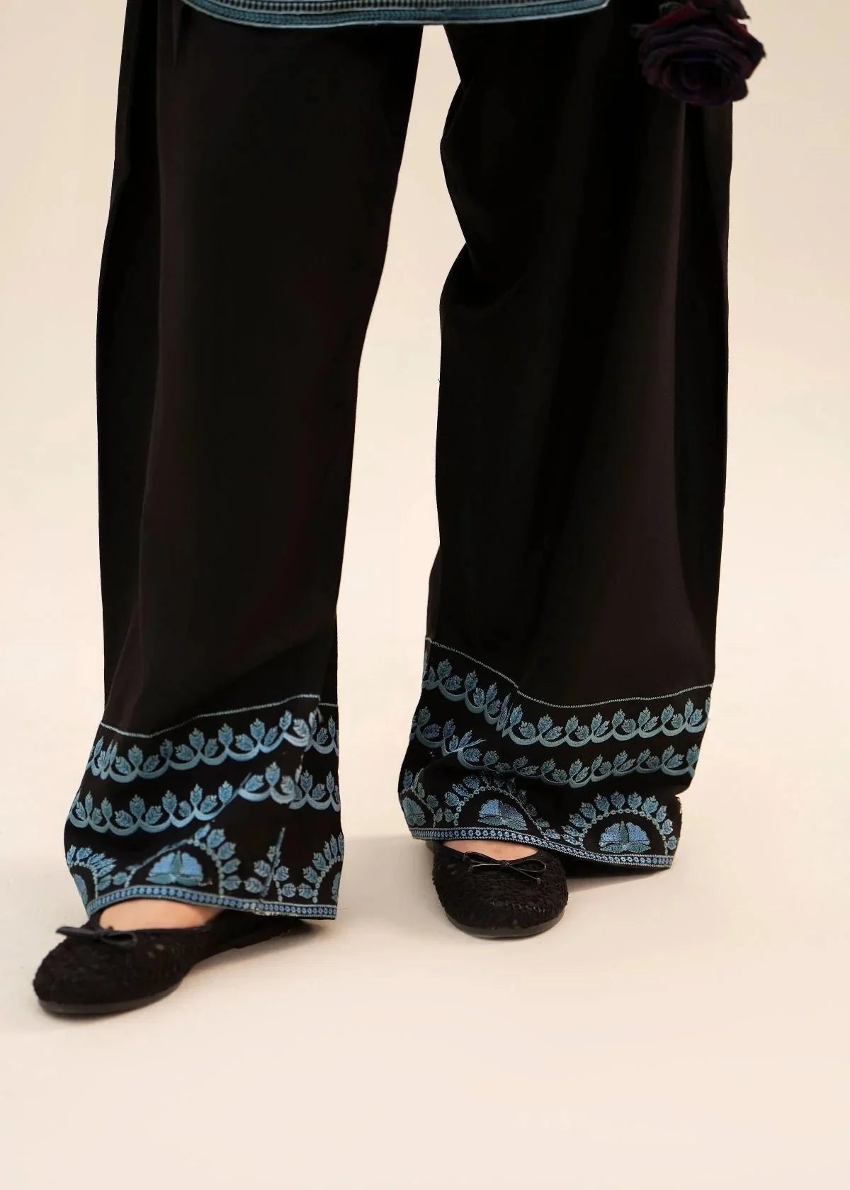 Grace S1358-Embroidered 2pc Lawn Dress.