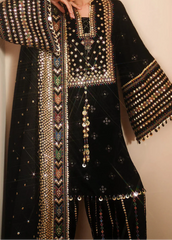 Grace W993-Embroidered Sequence 3pc Velvet Dress With Embroidered Sequence Chiffon Dupatta.