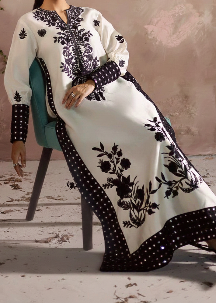 Grace W984- Digital Printed 2pc Karandi Dress.