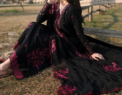Grace S1457 - Embroidered 3pc CHIKANKARI Lawn Dress With Embroidered CHIKANKARI Chiffon Dupatta.