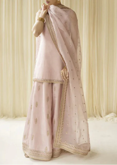 Grace S1211-Embroidered 3pc Sequence Lawn Dress With Embroidered Sequence Organza Dupatta.