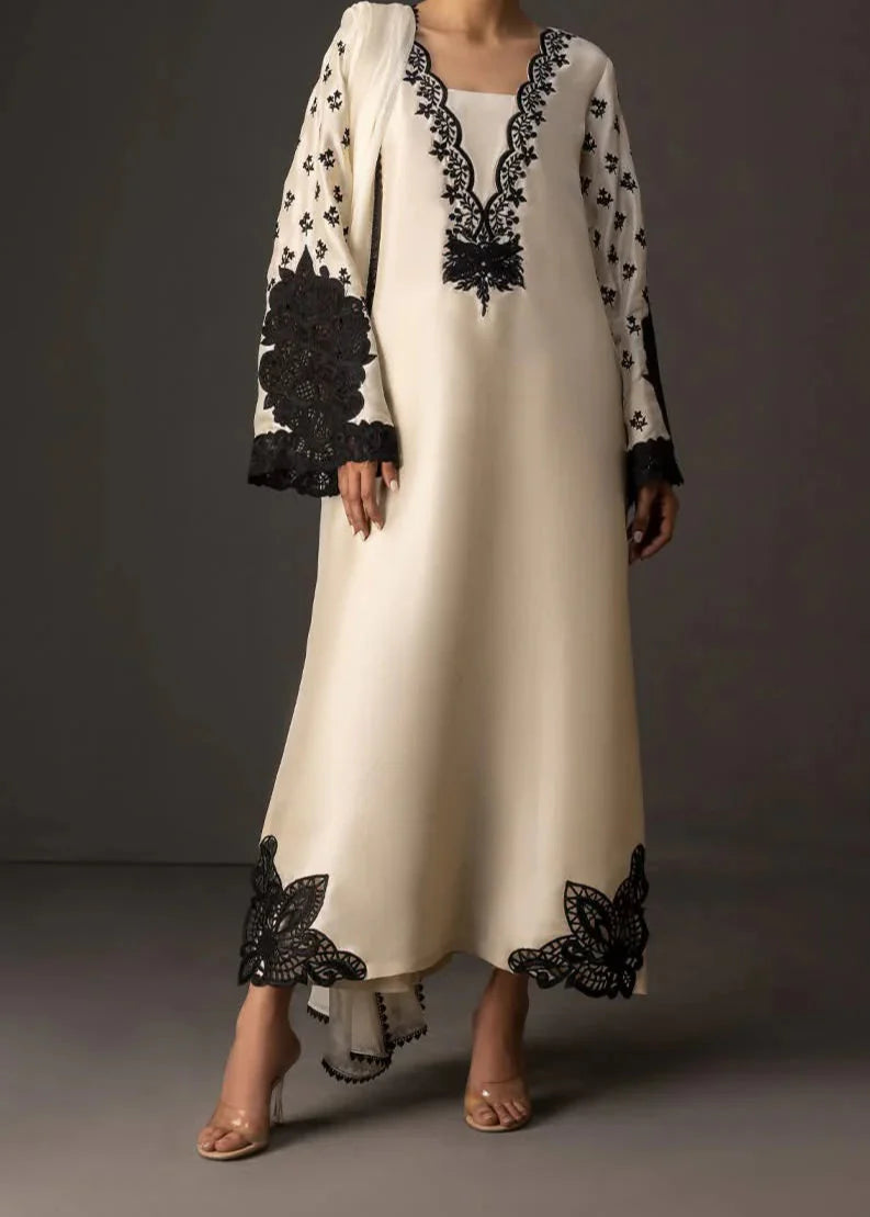 Grace W720 - Digital Printed 3pc Silk dress With Digital Printed Silk dupatta.