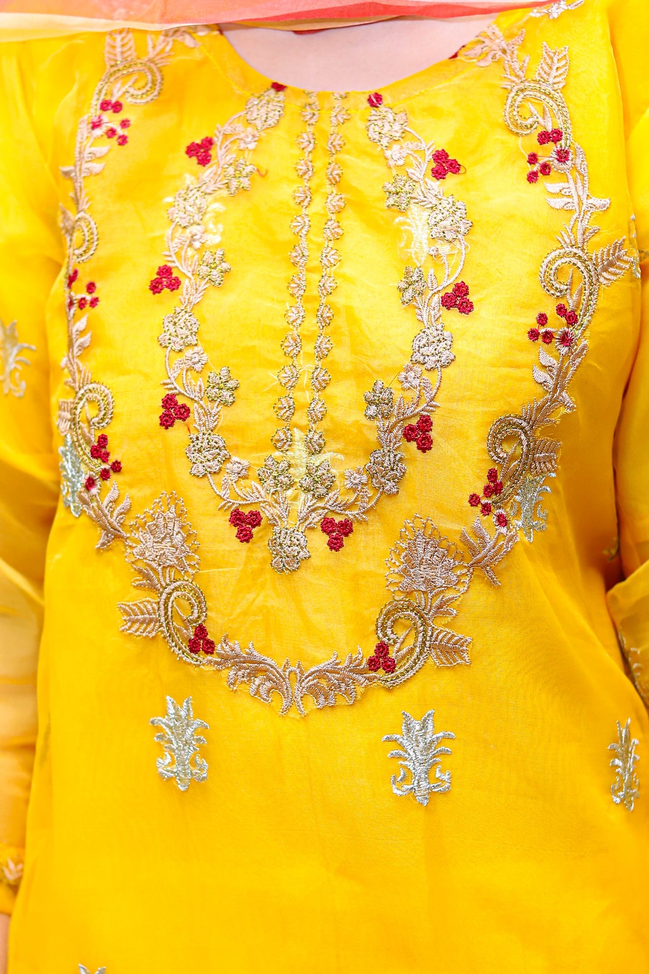 Grace Z-(W476)- Stitched Embroidered 3pc organza dress with Embroidered Organza Duppata.