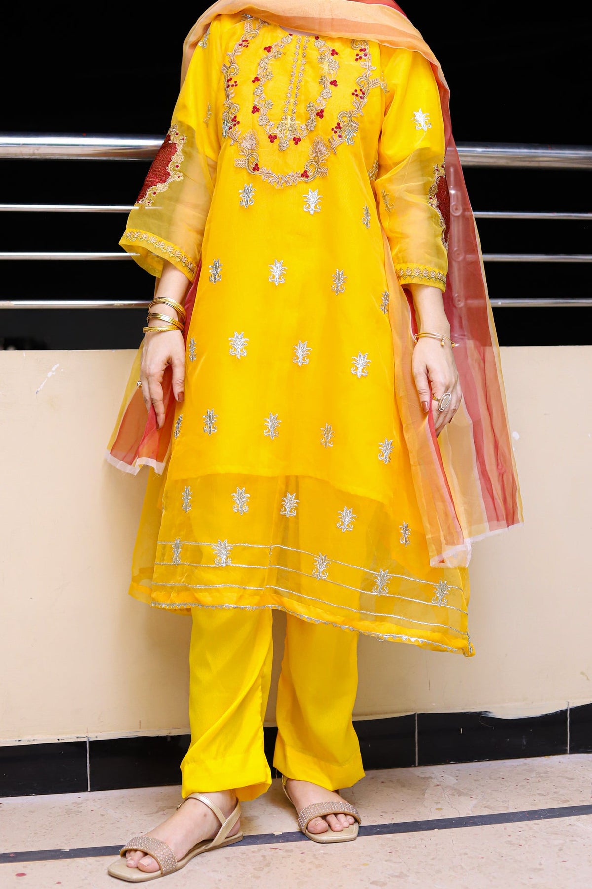 Grace W476-Embroidered 3pc organza dress with Embroidered Organza Duppata.