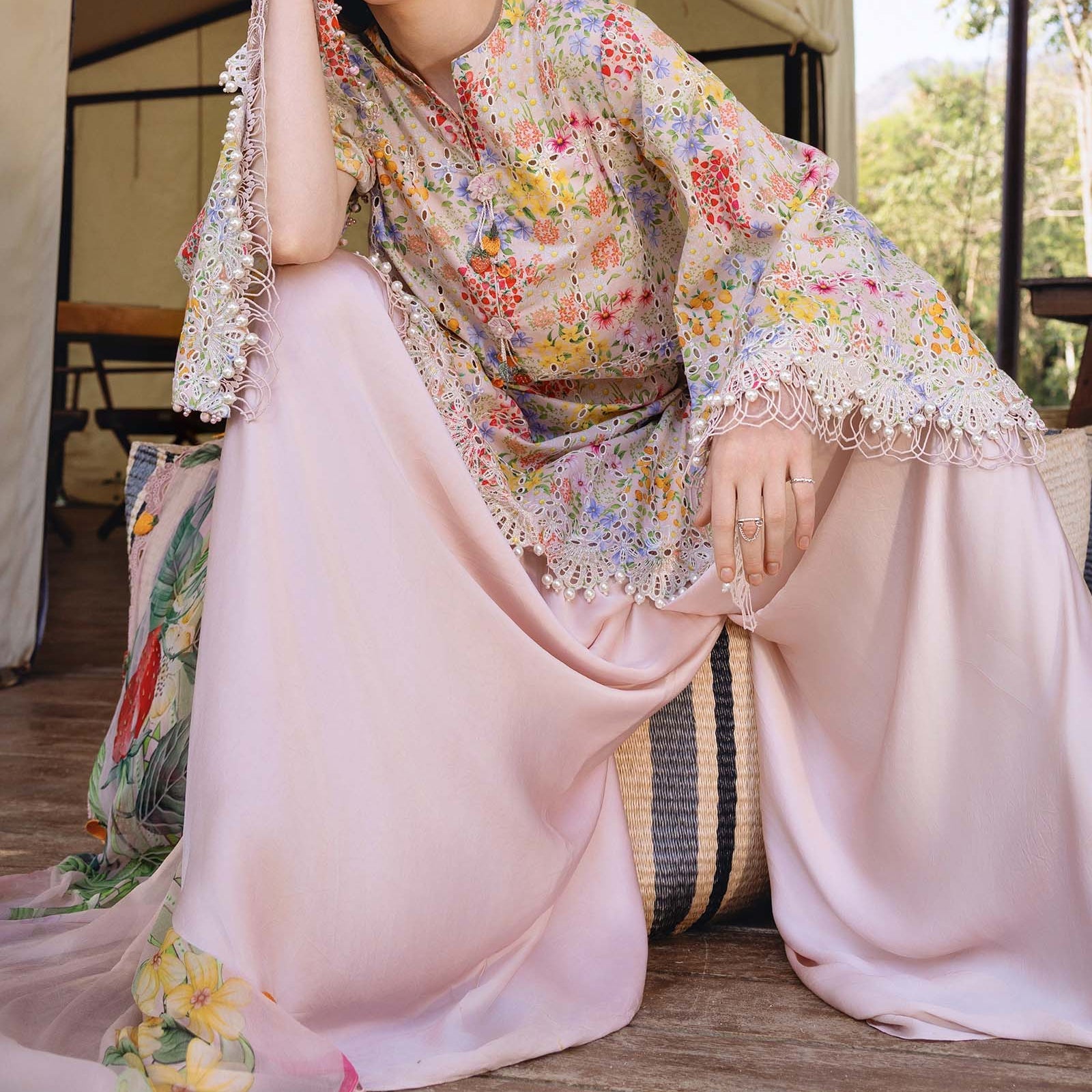 Grace S1363 - Printed & Embroidered 3pc Chickankari Lawn Dress With Embroidered Sequence Chiffon Dupatta.