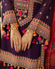 Grace S1346 - Embroidered 3pc Lawn Dress With Printed Lawn Dupatta.