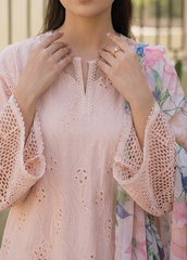 Grace S1261-Embroidered CUTWORK 3pc Lawn Dress With Printed Munar Dupatta.