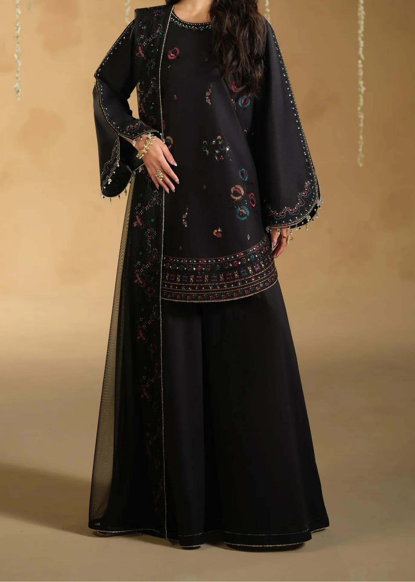 Grace S1513 - Embroidered 3pc Lawn Dress With Embroidered Khadi Net Dupatta.