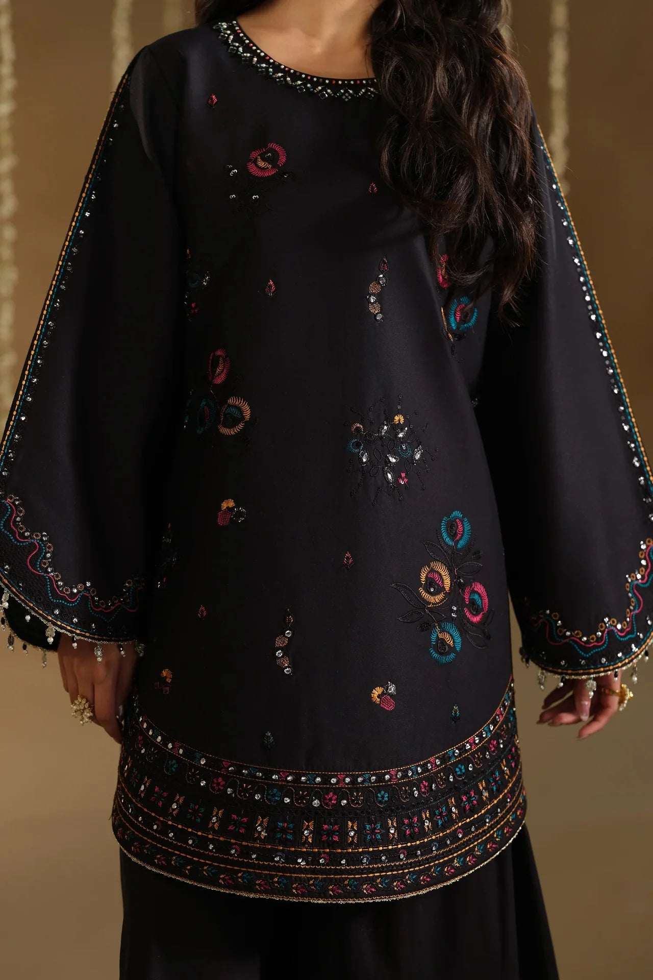 Grace S1513 - Embroidered 3pc Lawn Dress With Embroidered Khadi Net Dupatta.