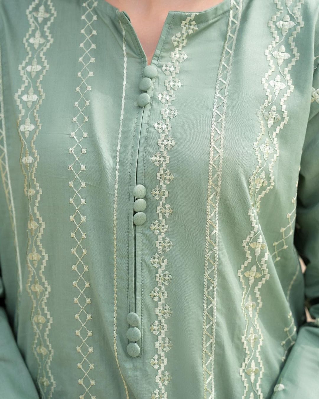 Grace W530-Embroidered 2pc khaddar dress. Katran Grace W530-Embroidered 2pc khaddar dress. Katran