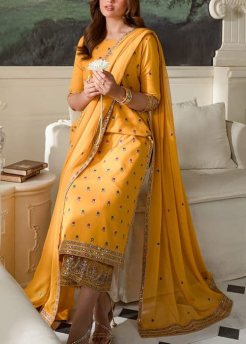 Grace S1012-Embroidered 3pc Lawn Dress with Embroidered Munar Dupatta.