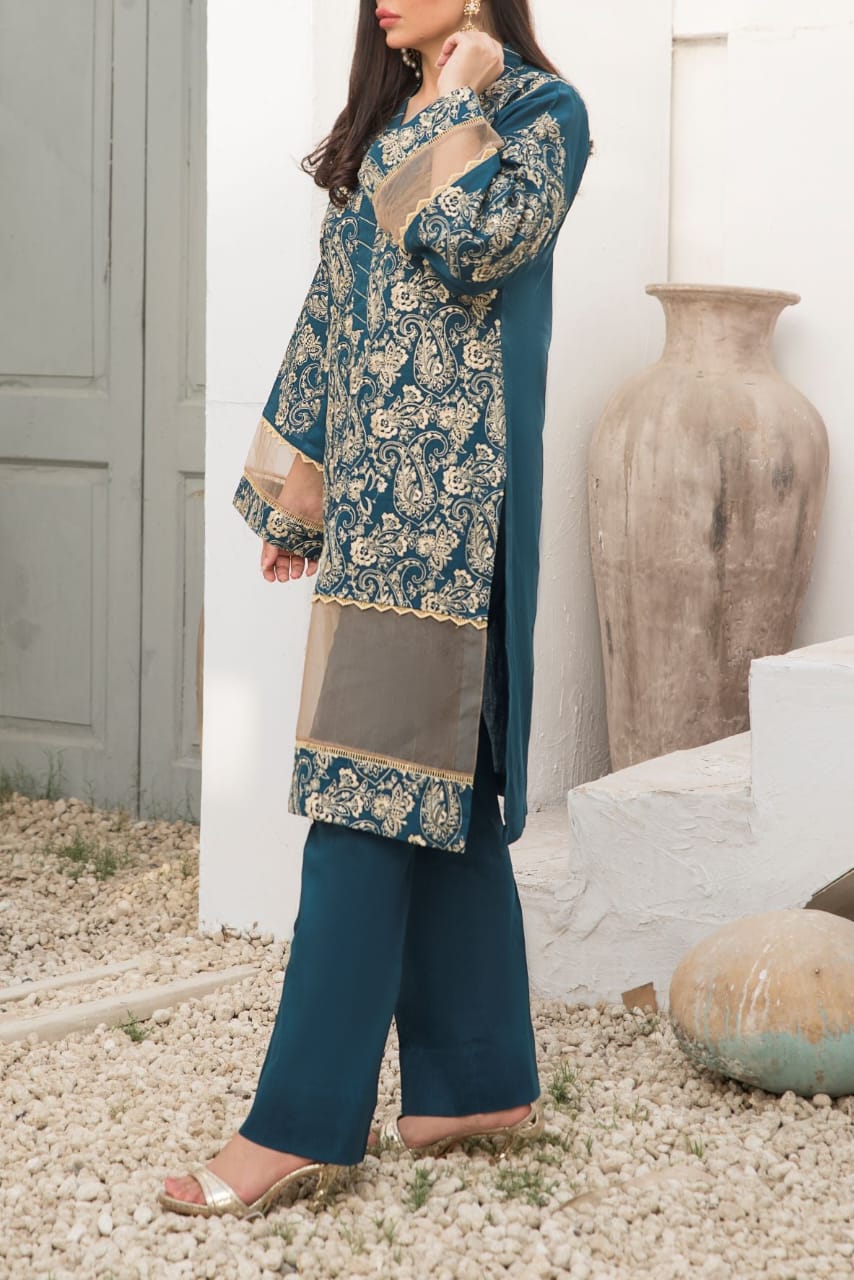 Grace S1084-Embroidered 2pc Lawn Dress.