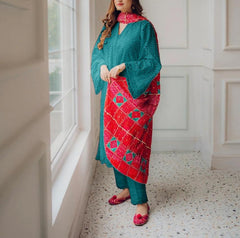 Grace S1076 Embroidered 3PC CHIKANKARI Lawn Dress With Printed Munar Dupatta.