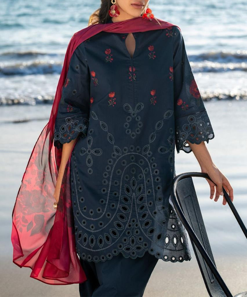 Grace S1158-Embroidered 3pc CHIKANKARI Lawn Dress With Printed Munar Dupatta.