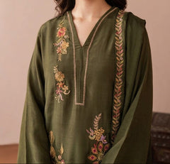 Grace S1459 - Embroidered 3pc Lawn Dress With Printed Lawn Dupatta.