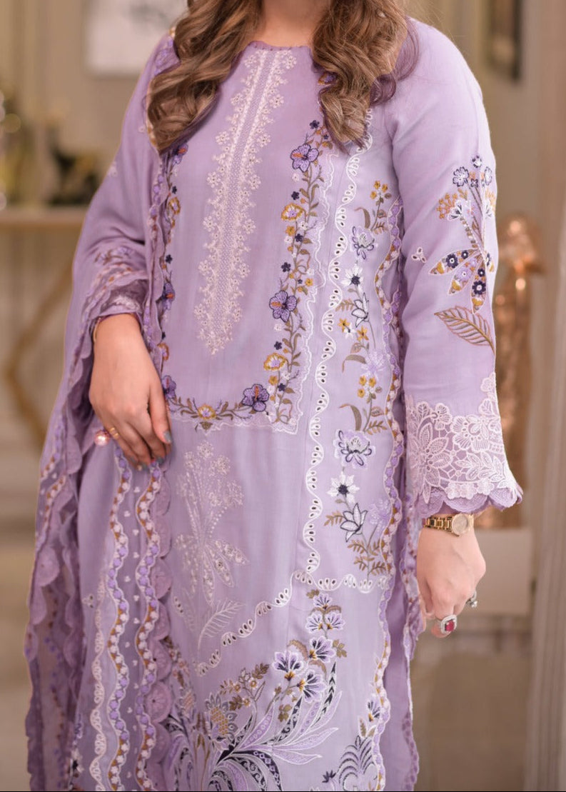 Grace S1482 - Embroidered 3pc CHIKANKARI Lawn Dress With Embroidered Cotton Net Dupatta.