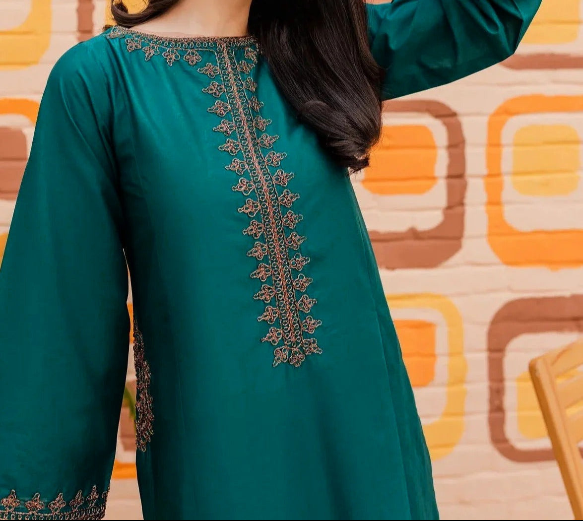 Grace S1532-Embroidered 2PC Lawn dress.