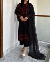 Grace S1578 - Embroidered 3pc Lawn Dress With Embroidered Chiffon Dupatta.
