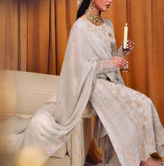 ICE GRAY– Embroidered Chiffon Unstitched 3Pc Suit.