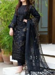 Grace S1256-Embroidered 3pc lawn dress with Embroidered Chiffon dupatta.