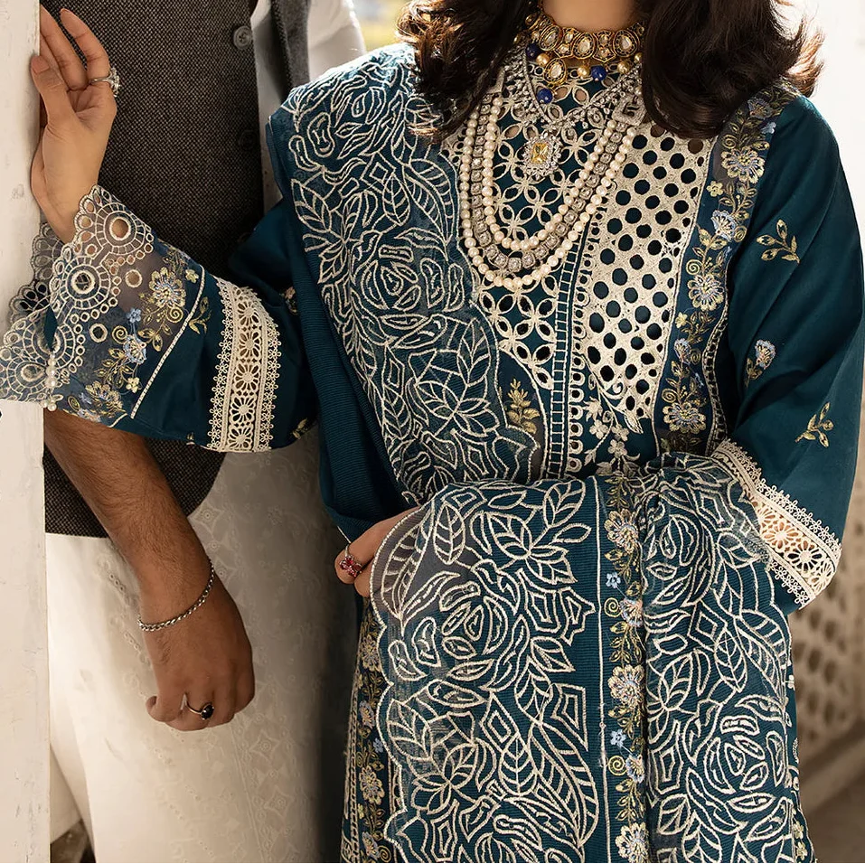 Grace S1545 - Embroidered 3pc Lawn Dress With Printed Lawn Dupatta.